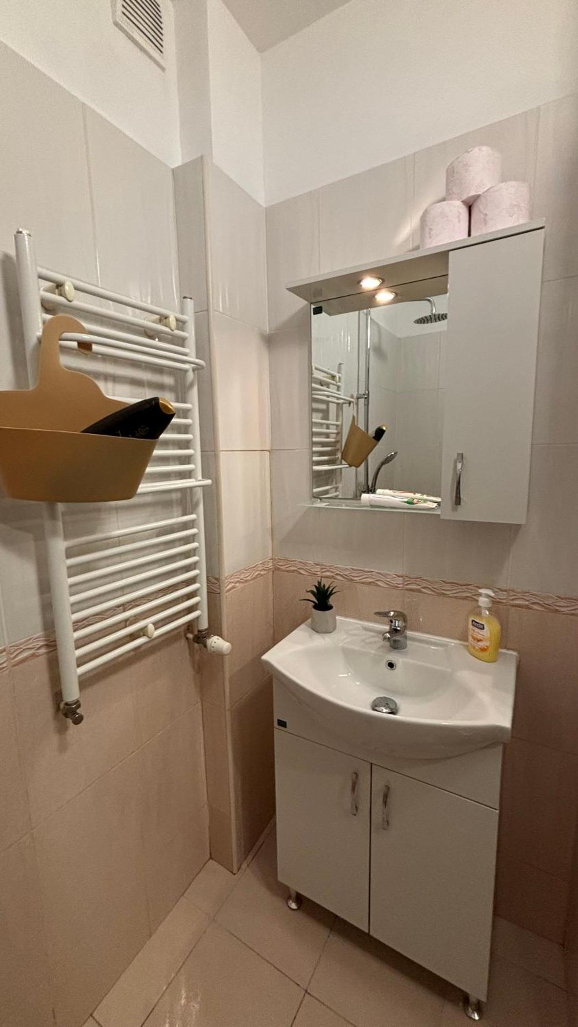 סופיה Quiet 2 Bedrooms Downtown Apart מראה חיצוני תמונה