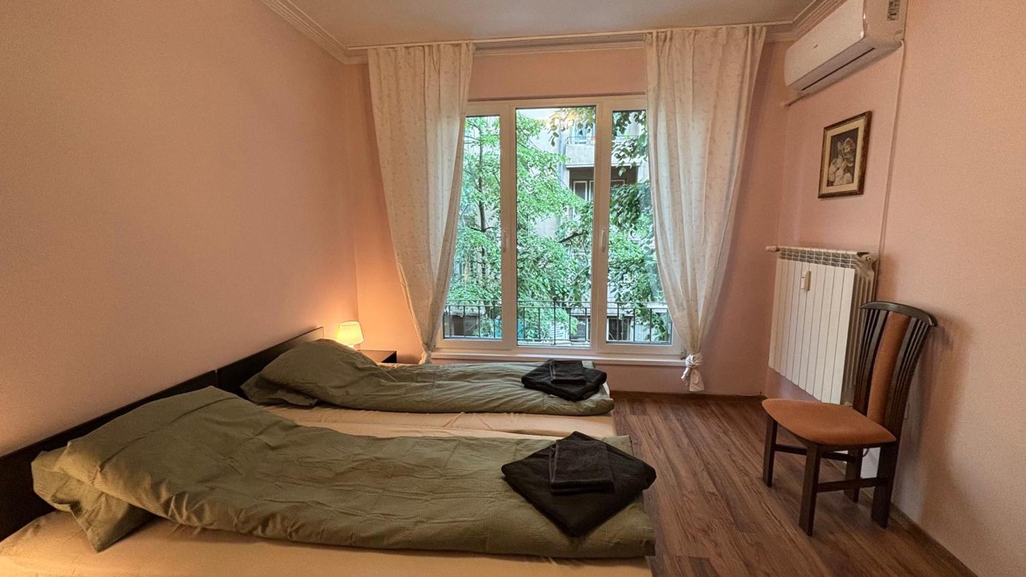 סופיה Quiet 2 Bedrooms Downtown Apart מראה חיצוני תמונה